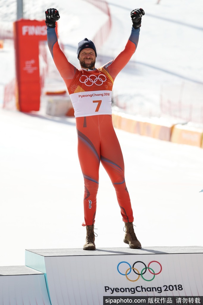 挪威选手夺得滑雪金牌,表现神勇 挪威选手夺得滑雪金牌,表现神勇