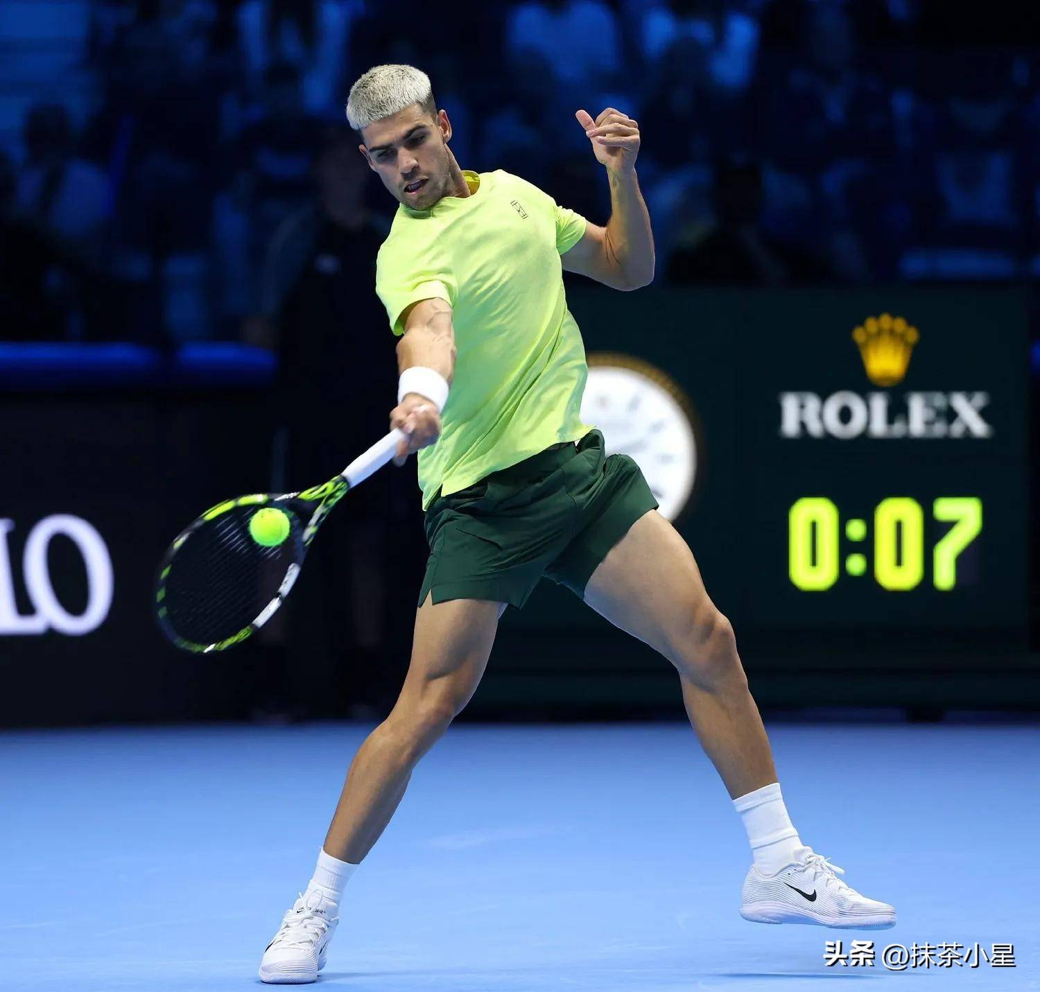 ATP总决赛翻盘温网，阿尔卡拉斯点燃赛场的简单介绍